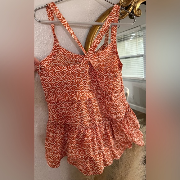 BANANA REPUBLIC sleeveless orange and white silk peplum top - Picture 5 of 7